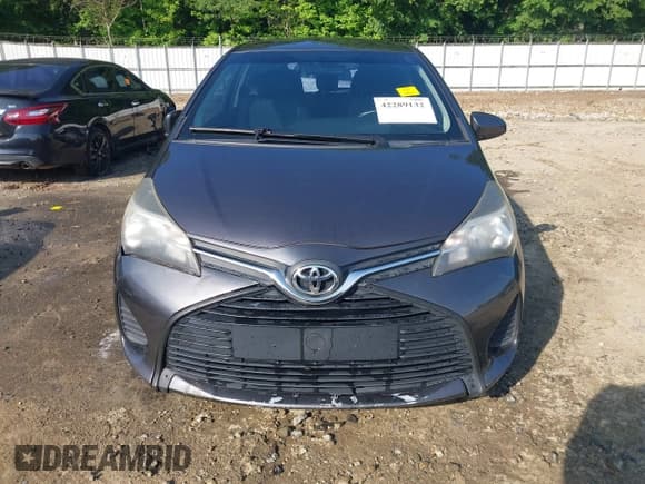 ✅ 2015 Toyota Yaris L • VIN: VNKJTUD35FA054329 • Лот: 42289132. Опубликован ранее на IAAI с пробегом 122 257 миль. Бесплатный доступ к архиву аукционных продаж из США и подробный отчёт об истории автомобиля на DreamBid. Изображение 12.