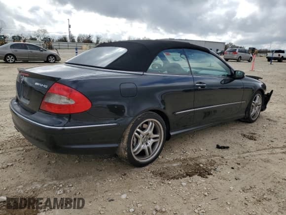 ✅ 2006 Mercedes-Benz CLK 55 AMG • VIN: WDBTK76G46T058400 • Lot: 84752084. Wystawiony na Copart z przebiegiem 101 134 mil. Bezpłatny archiwum sprzedaży aukcyjnych z USA i szczegółowy raport historii pojazdu na DreamBid. Zdjęcie 3.