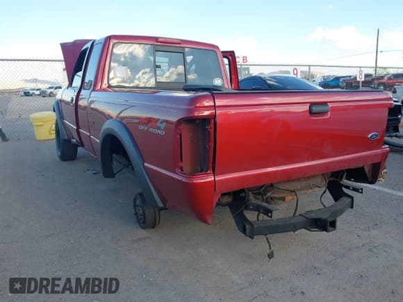 ✅ 2004 Ford Ranger XL Fleet • VIN: 1FTZR45EX4TA05896 • Lot: 43333647. Wystawiony na IAAI z przebiegiem Nie podano. Bezpłatny archiwum sprzedaży aukcyjnych z USA i szczegółowy raport historii pojazdu na DreamBid. Zdjęcie 6.