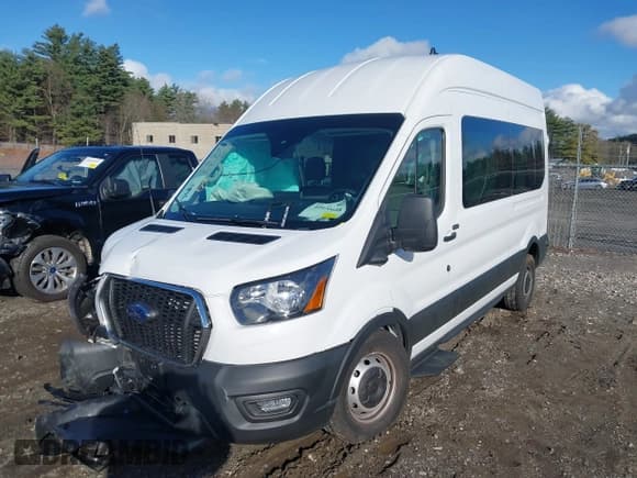 ✅ 2024 Ford Transit Passenger XL • VIN: 1FBAX2X83RKB05418 • Лот: 40930608. Опубликован ранее на IAAI с пробегом 2 344 миль. Бесплатный доступ к архиву аукционных продаж из США и подробный отчёт об истории автомобиля на DreamBid. Изображение 2.