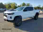 2023 Chevrolet Colorado 4WD ZR2 с VIN 1GCPTFEK6P1265254, выставлен на аукционе Copart как лот 80545605 с пробегом 17 377 миль миль и Списание • Salvage title. История ставок и продаж доступна на DreamBid. Изображение 1.