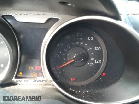 ✅ 2013 Hyundai Veloster w/Black Int • VIN: KMHTC6AD2DU132826 • Lot: 41238320. Wystawiony na IAAI z przebiegiem Nie podano. Bezpłatny archiwum sprzedaży aukcyjnych z USA i szczegółowy raport historii pojazdu na DreamBid. Zdjęcie 7.