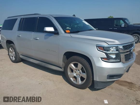 ✅ 2015 Chevrolet Suburban LT • VIN: 1GNSCJKC9FR271308 • Lot: 42896617. Wystawiony na IAAI z przebiegiem 202 547 mil. Bezpłatny archiwum sprzedaży aukcyjnych z USA i szczegółowy raport historii pojazdu na DreamBid. Zdjęcie 1.
