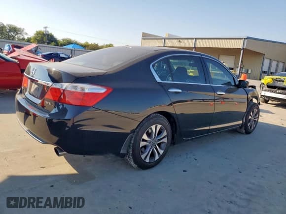 ✅ 2015 Honda Accord LX • VIN: 1HGCR2F37FA257726 • Lot: 84947485. Wystawiony na Copart z przebiegiem 163 492 mil. Bezpłatny archiwum sprzedaży aukcyjnych z USA i szczegółowy raport historii pojazdu na DreamBid. Zdjęcie 3.
