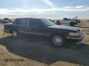 ✅ 1997 Lincoln Town Car Signature • VIN: 1LNLM82W2VY619947 • Lot: 91347265. Listed on Copart with 106,087 mi. Free auction sales archive from the USA and detailed vehicle history report at DreamBid. Image 4.
