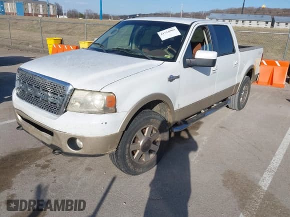 ✅ 2008 Ford F-150 XLT • VIN: 1FTPW14V68KC37066 • Lot: 41714903. Wystawiony na IAAI z przebiegiem Nie podano. Bezpłatny archiwum sprzedaży aukcyjnych z USA i szczegółowy raport historii pojazdu na DreamBid. Zdjęcie 2.