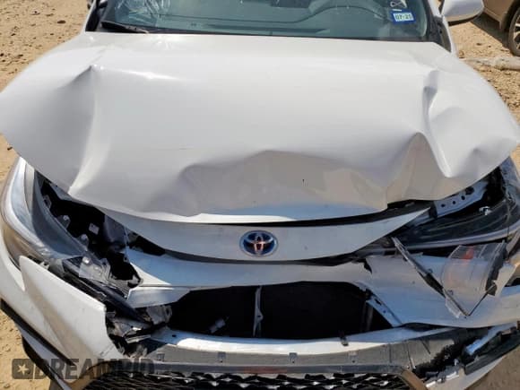 ✅ 2023 Toyota Corolla Hybrid LE • VIN: JTDBCMFE2PJ009085 • Lot: 70334505. Wystawiony na Copart z przebiegiem Nie podano. Bezpłatny archiwum sprzedaży aukcyjnych z USA i szczegółowy raport historii pojazdu na DreamBid. Zdjęcie 11.