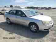 2004 Chevrolet Malibu z VIN 1G1ZS52F74F242814, wystawiony jako Copart lot #66764714 z przebiegiem 228 578 mil mil oraz Czysty tytuł • Clean title. Historia ofert i sprzedaży dostępna na DreamBid. Obrazek 4.