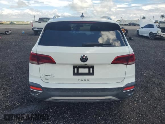 ✅ 2022 Volkswagen Taos SE • VIN: 3VVTX7B29NM007504 • Лот: 80294505. Опубликован ранее на Copart с пробегом 81 231 миль. Бесплатный доступ к архиву аукционных продаж из США и подробный отчёт об истории автомобиля на DreamBid. Изображение 6.