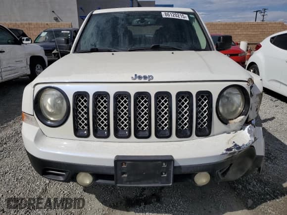 ✅ 2014 Jeep Patriot Sport • VIN: 1C4NJPBA4ED529288 • Лот: 86120215. Опубликован ранее на Copart с пробегом 59 308 миль. Бесплатный доступ к архиву аукционных продаж из США и подробный отчёт об истории автомобиля на DreamBid. Изображение 5.
