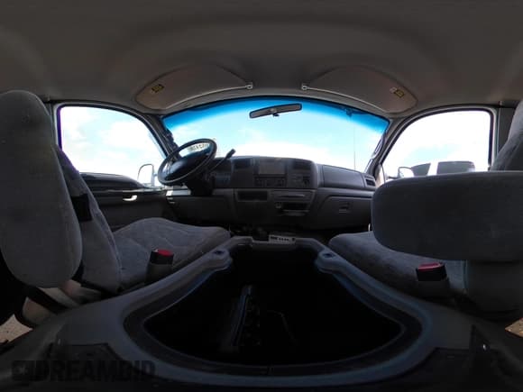 ✅ 1999 Ford F-250 XL • VIN: 1FTNX20F3XEB67936 • Lot: 42052426. Listed on IAAI with 216,245 mi. Free auction sales archive from the USA and detailed vehicle history report at DreamBid. Image 19.