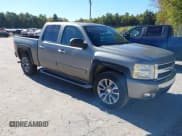 ✅ 2007 Chevrolet Silverado 1500 1LT • VIN: 2GCEK13M171654007 • Lot: 43351722. Listed on IAAI with 121,948 mi. Free auction sales archive from the USA and detailed vehicle history report at DreamBid. Image 1.
