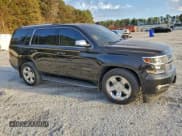 ✅ 2017 Chevrolet Tahoe Premier • VIN: 1GNSKCKC1HR244251 • Lot: 93878385. Wystawiony na Copart z przebiegiem 169 311 mil. Bezpłatny archiwum sprzedaży aukcyjnych z USA i szczegółowy raport historii pojazdu na DreamBid. Zdjęcie 4.