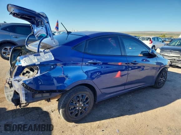 2015 Hyundai Accent GLS z VIN KMHCT4AE9FU928683, wystawiony jako Copart lot #84769425 z przebiegiem 60 854 mil mil oraz Szkoda całkowita • Salvage title. Historia ofert i sprzedaży dostępna na DreamBid. Obrazek 3.