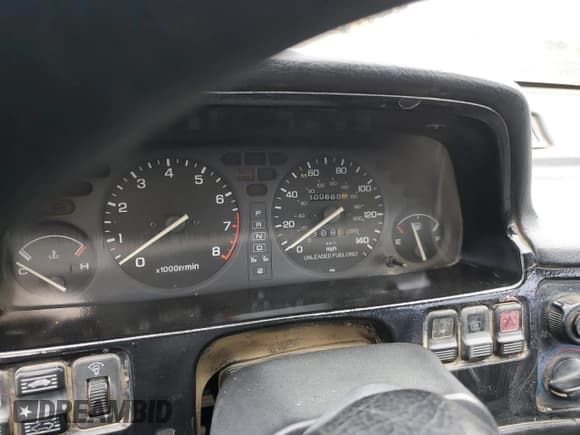 ✅ 1991 Acura Integra • VIN: JH4DB1669MS009690 • Lot: 42462585. Listed on Copart with 300,660 mi. Free auction sales archive from the USA and detailed vehicle history report at DreamBid. Image 9.