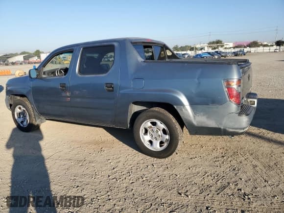 ✅ 2006 Honda Ridgeline RT • VIN: 2HJYK16256H548779 • Lot: 92732645. Wystawiony na Copart z przebiegiem 357 927 mil. Bezpłatny archiwum sprzedaży aukcyjnych z USA i szczegółowy raport historii pojazdu na DreamBid. Zdjęcie 2.