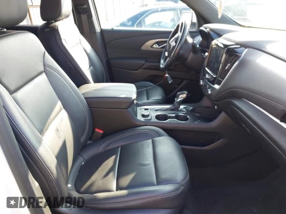 ✅ 2022 Chevrolet Traverse LT • VIN: 1GNERHKW1NJ126565 • Лот: 43231859. Опубликован ранее на IAAI с пробегом 55 091 миль. Бесплатный доступ к архиву аукционных продаж из США и подробный отчёт об истории автомобиля на DreamBid. Изображение 5.