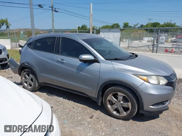 ✅ 2017 Honda HR-V EX-L • VIN: 3CZRU5H70HM703210 • Lot: 43011333. Wystawiony na IAAI z przebiegiem 123 686 mil. Bezpłatny archiwum sprzedaży aukcyjnych z USA i szczegółowy raport historii pojazdu na DreamBid. Zdjęcie 13.