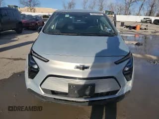 ✅ 2023 Chevrolet Bolt EV 2LT • VIN: 1G1FX6S08P4194889 • Lot: 46679495. Wystawiony na Copart z przebiegiem 38 030 mil. Bezpłatny archiwum sprzedaży aukcyjnych z USA i szczegółowy raport historii pojazdu na DreamBid. Zdjęcie 5.