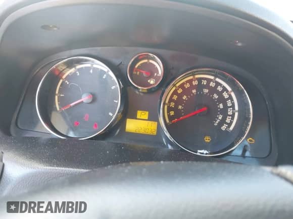 2008 Saturn VUE XE z VIN 3GSCL33P58S518418, wystawiony jako IAAI lot #41360101 z przebiegiem 223 032 mil mil oraz . Historia ofert i sprzedaży dostępna na DreamBid. Obrazek 7.