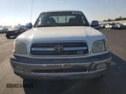 ✅ 2000 Toyota Tundra SR5 • VIN: 5TBRT3413YS024801 • Lot: 90615315. Wystawiony na Copart z przebiegiem 389 627 mil. Bezpłatny archiwum sprzedaży aukcyjnych z USA i szczegółowy raport historii pojazdu na DreamBid. Zdjęcie 5.