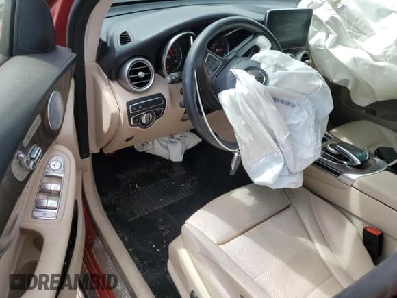 ✅ 2019 Mercedes-Benz GLC 350e • VIN: WDC0G5EB9KF626630 • Лот: 54326095. Опубликован ранее на Copart с пробегом 73 101 миль. Бесплатный доступ к архиву аукционных продаж из США и подробный отчёт об истории автомобиля на DreamBid. Изображение 8.