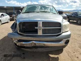 2008 Dodge 1500 Laramie z VIN 1D7HU18208J182829, wystawiony jako Copart lot #67680544 z przebiegiem 376 495 mil mil oraz Szkoda całkowita • Salvage title. Historia ofert i sprzedaży dostępna na DreamBid. Obrazek 5.