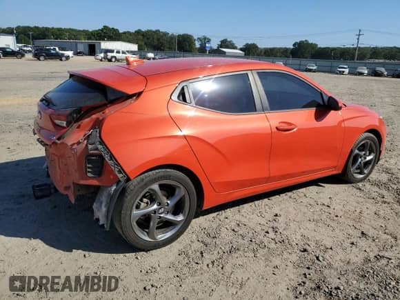 2019 Hyundai Veloster 2.0 with VIN KMHTG6AF1KU010543, listed as a Copart auction lot 74552744 with 62,040 mi miles and Salvage title. Bid and sale history available at DreamBid. Image 3.