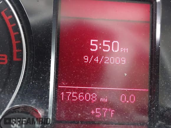 ✅ 2010 Audi Q5 Premium Plus • VIN: WA1LKAFP1AA064359 • Lot: 42283403. Listed on IAAI with 175,608 mi. Free auction sales archive from the USA and detailed vehicle history report at DreamBid. Image 12.