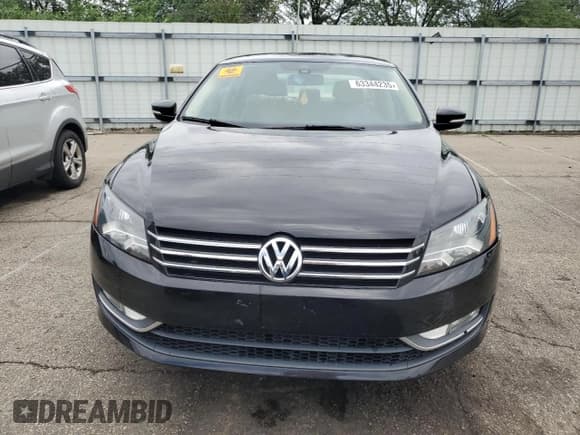 ✅ 2015 Volkswagen Passat Limited Edition • VIN: 1VWAT7A38FC110294 • Lot: 63344235. Listed on Copart with 116,169 mi. Free auction sales archive from the USA and detailed vehicle history report at DreamBid. Image 5.