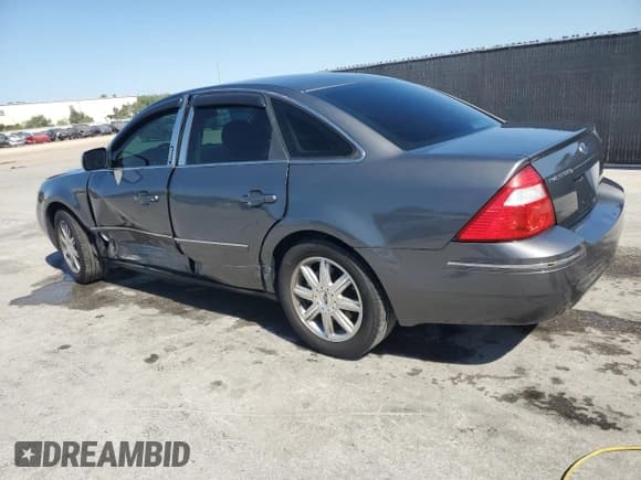 ✅ 2005 Ford Five Hundred Limited • VIN: 1FAFP25185G144855 • Lot: 53436195. Listed on Copart with 100,951 mi. Free auction sales archive from the USA and detailed vehicle history report at DreamBid. Image 2.