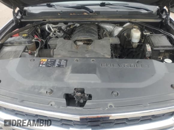 ✅ 2016 Chevrolet Suburban LT • VIN: 1GNSCHKC1GR237471 • Lot: 83938735. Listed on Copart with 212,095 mi. Free auction sales archive from the USA and detailed vehicle history report at DreamBid. Image 12.