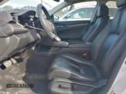 ✅ 2019 Honda Civic Touring • VIN: 19XFC1F96KE200579 • Лот: 93822055. Опубликован ранее на Copart с пробегом 101 810 миль. Бесплатный доступ к архиву аукционных продаж из США и подробный отчёт об истории автомобиля на DreamBid. Изображение 7.