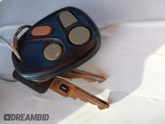 ✅ 1999 Pontiac Firebird Formula • VIN: 2G2FV22G3X2212518 • Лот: 43129614. Опубликован ранее на IAAI с пробегом 150 631 миль. Бесплатный доступ к архиву аукционных продаж из США и подробный отчёт об истории автомобиля на DreamBid. Изображение 11.