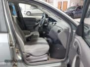 ✅ 2003 Ford Focus SE Fleet • VIN: 1FAHP36383W253026 • Lot: 42896191. Listed on IAAI with 63,228 mi. Free auction sales archive from the USA and detailed vehicle history report at DreamBid. Image 5.