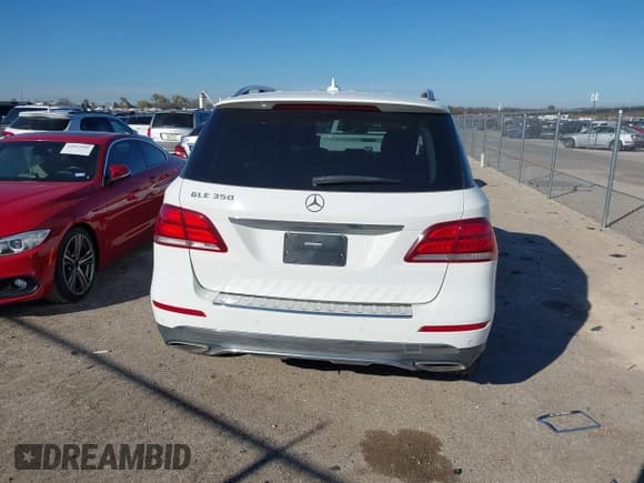 ✅ 2016 Mercedes-Benz GLE 350 • VIN: 4JGDA5JB2GA655708 • Лот: 43862635. Опубликован ранее на IAAI с пробегом 110 701 миль. Бесплатный доступ к архиву аукционных продаж из США и подробный отчёт об истории автомобиля на DreamBid. Изображение 16.