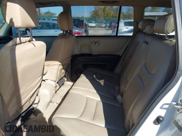 ✅ 2003 Toyota Highlander Limited • VIN: JTEHF21A630112709 • Lot: 43614366. Listed on IAAI with 172,074 mi. Free auction sales archive from the USA and detailed vehicle history report at DreamBid. Image 8.