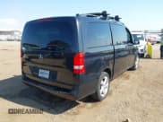 ✅ 2016 Mercedes-Benz Metris Passenger • VIN: WD4PG2EE9G3104494 • Lot: 42977420. Wystawiony na IAAI z przebiegiem 111 069 mil. Bezpłatny archiwum sprzedaży aukcyjnych z USA i szczegółowy raport historii pojazdu na DreamBid. Zdjęcie 4.