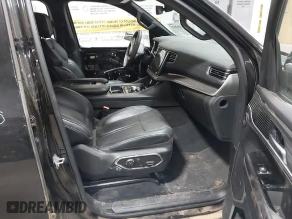 ✅ 2022 Jeep Wagoneer Series II • VIN: 1C4SJVBT6NS201505 • Lot: 43092528. Listed on IAAI with 72,630 mi. Free auction sales archive from the USA and detailed vehicle history report at DreamBid. Image 5.