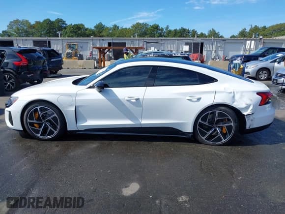 ✅ 2023 Audi RS e-tron GT • VIN: WAUBHBFW0P7901523 • Lot: 43276858. Listed on IAAI with 11,278 mi. Free auction sales archive from the USA and detailed vehicle history report at DreamBid. Image 15.