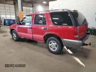 1996 Chevrolet Blazer z VIN 1GNDT13W6T2168241, wystawiony jako Copart lot #41511525 z przebiegiem 132 494 mil mil oraz Czysty tytuł • Clean title. Historia ofert i sprzedaży dostępna na DreamBid. Obrazek 2.