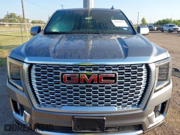 ✅ 2022 GMC Yukon XL Denali • VIN: 1GKS1JKL2NR335108 • Lot: 43364433. Listed on IAAI with 13,723 mi. Free auction sales archive from the USA and detailed vehicle history report at DreamBid. Image 13.
