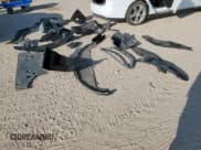 ✅ 2014 Tesla Model S 60 • VIN: 5YJSA1H19EFP30717 • Lot: 93514665. Wystawiony na Copart z przebiegiem 290 792 mil. Bezpłatny archiwum sprzedaży aukcyjnych z USA i szczegółowy raport historii pojazdu na DreamBid. Zdjęcie 12.