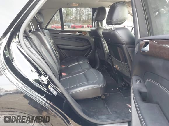 ✅ 2014 Mercedes-Benz M 350 • VIN: 4JGDA5HB3EA388310 • Lot: 43656925. Listed on IAAI with 161,045 mi. Free auction sales archive from the USA and detailed vehicle history report at DreamBid. Image 8.