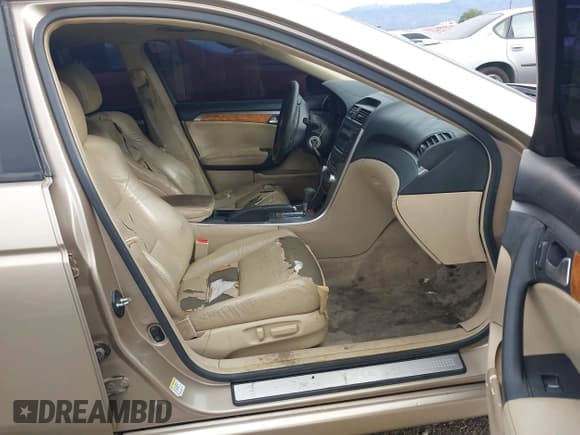 ✅ 2005 Acura TL • VIN: 19UUA66235A069374 • Лот: 43750264. Опубликован ранее на IAAI с пробегом 181 395 миль. Бесплатный доступ к архиву аукционных продаж из США и подробный отчёт об истории автомобиля на DreamBid. Изображение 5.