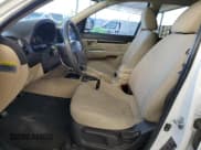 ✅ 2010 Hyundai Santa Fe GLS • VIN: 5NMSG3ABXAH395375 • Lot: 81690694. Listed on Copart with 118,903 mi. Free auction sales archive from the USA and detailed vehicle history report at DreamBid. Image 7.