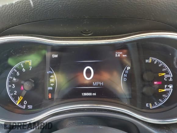 ✅ 2017 Jeep Grand Cherokee Limited • VIN: 1C4RJFBG6HC679803 • Lot: 43247246. Listed on IAAI with 139,300 mi. Free auction sales archive from the USA and detailed vehicle history report at DreamBid. Image 7.