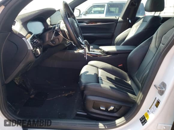 ✅ 2019 BMW 6 Series 640i xDrive • VIN: WBAJV6C56KBK08906 • Лот: 63537043. Опубликован ранее на Copart с пробегом 30 258 миль. Бесплатный доступ к архиву аукционных продаж из США и подробный отчёт об истории автомобиля на DreamBid. Изображение 7.