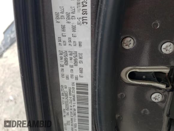 ✅ 2016 Ram 1500 Laramie • VIN: 1C6RR7NT7GS363250 • Lot: 85268975. Wystawiony na Copart z przebiegiem 212 335 mil. Bezpłatny archiwum sprzedaży aukcyjnych z USA i szczegółowy raport historii pojazdu na DreamBid. Zdjęcie 12.