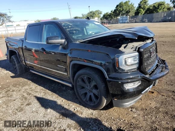 ✅ 2018 GMC Sierra 1500 Denali • VIN: 3GTU2PEJ6JG104012 • Лот: 76616513. Опубликован ранее на Copart с пробегом 84 365 миль. Бесплатный доступ к архиву аукционных продаж из США и подробный отчёт об истории автомобиля на DreamBid. Изображение 4.